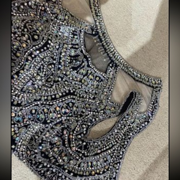 Heavy Crystal stonework two piece black prom dress size 10 - Picture 7 of 8